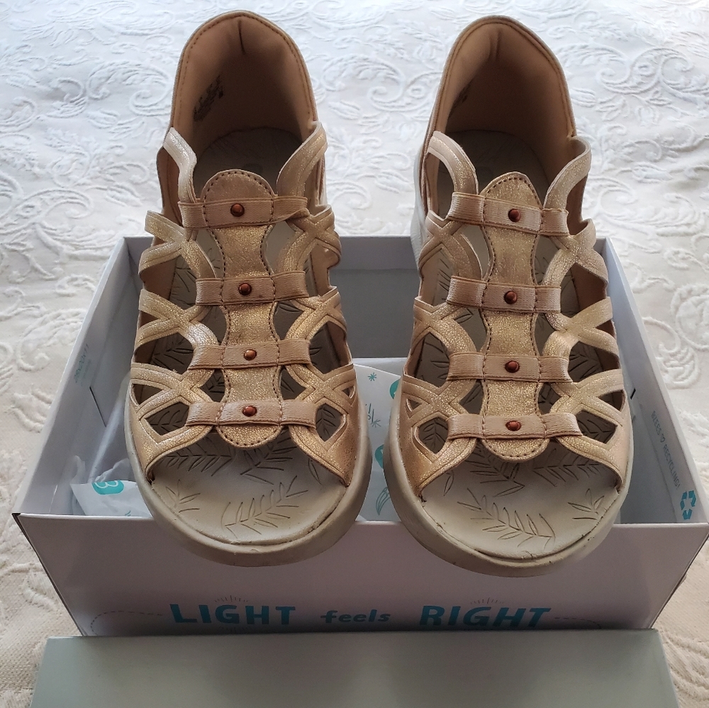 Womens shoes